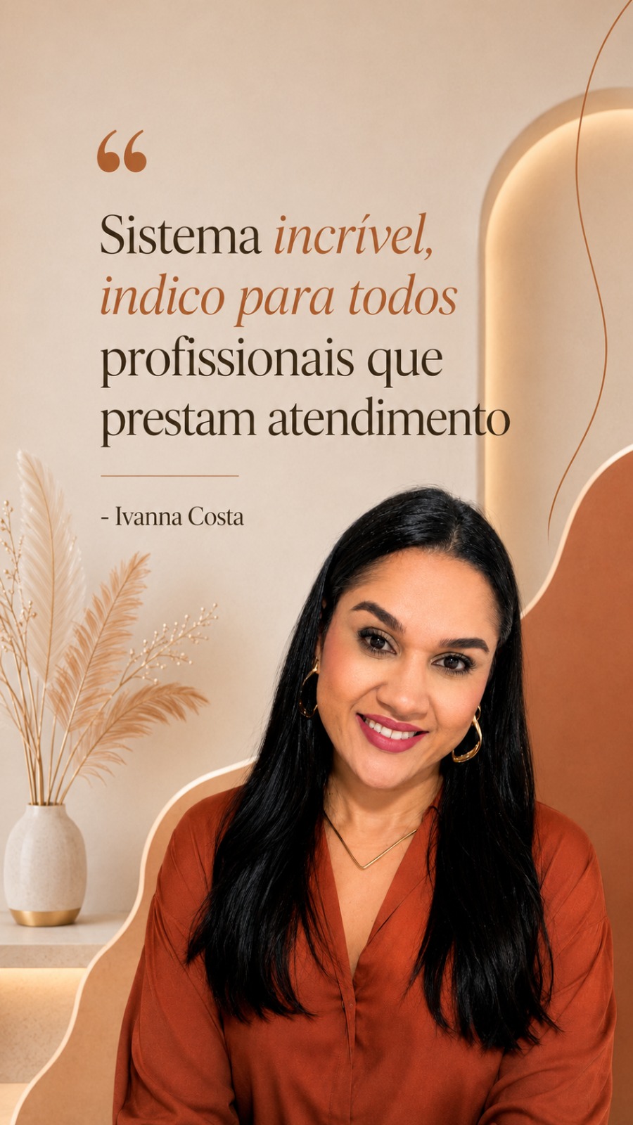 Ivanna, dona de studio, no vídeo em que conta a experiência dela com o UpOffice